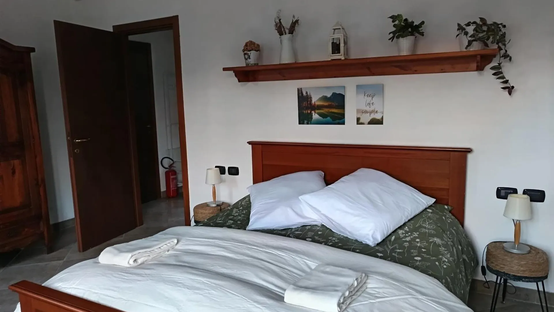 Valbrona Camera Matrimoniale - La Casa Di Alice 0*,  איטליה